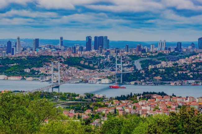 Investing at real estate of old building with re-construction potential in Istanbul would be wise decision.