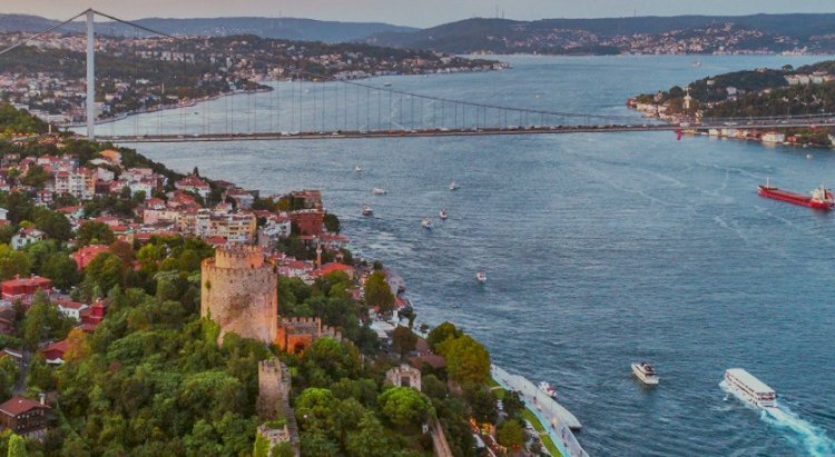 Istanbul Bosphorus Connects European and Asian Continents